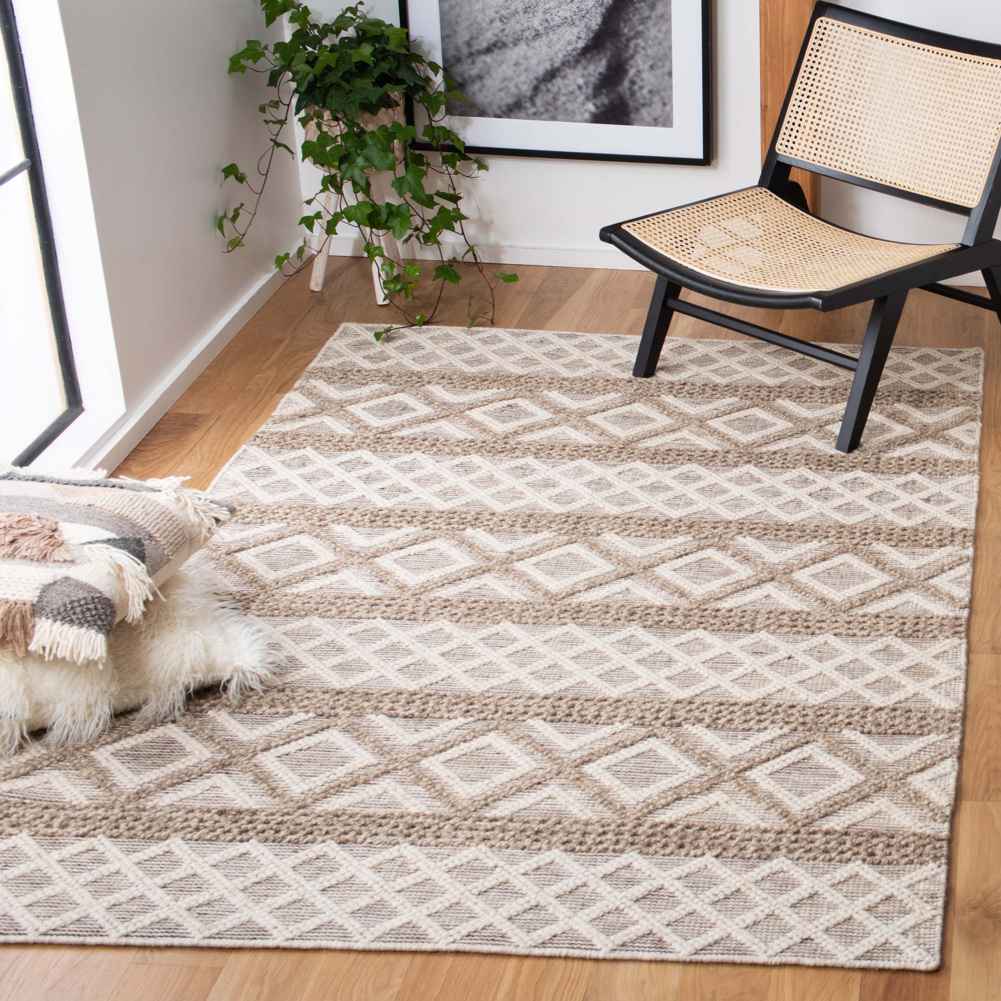 Safavieh Vermont 211 Rug, VRM211 - Ivory / Grey