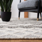 Safavieh Vermont 211 Rug, VRM211 - Ivory / Dark Grey