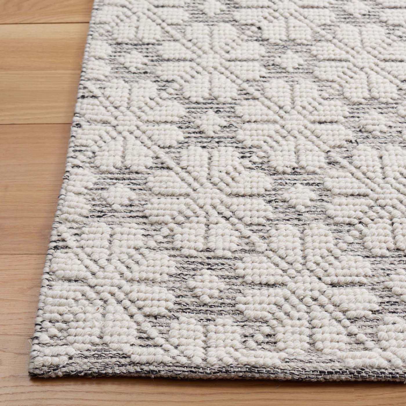 Safavieh Vermont 303 Rug, VRM303 - Ivory / Grey