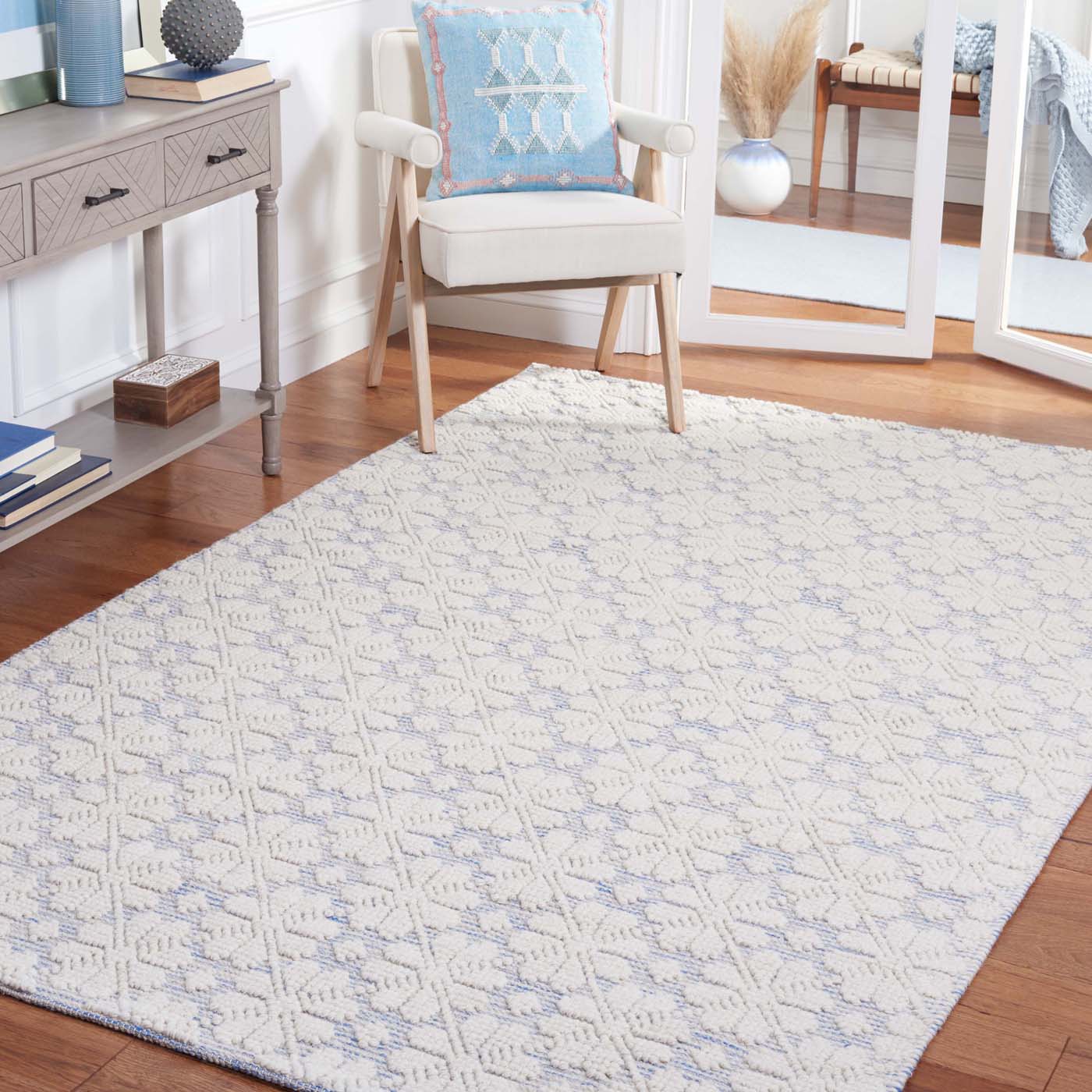 Safavieh Vermont 303 Rug, VRM303 - Ivory / Blue