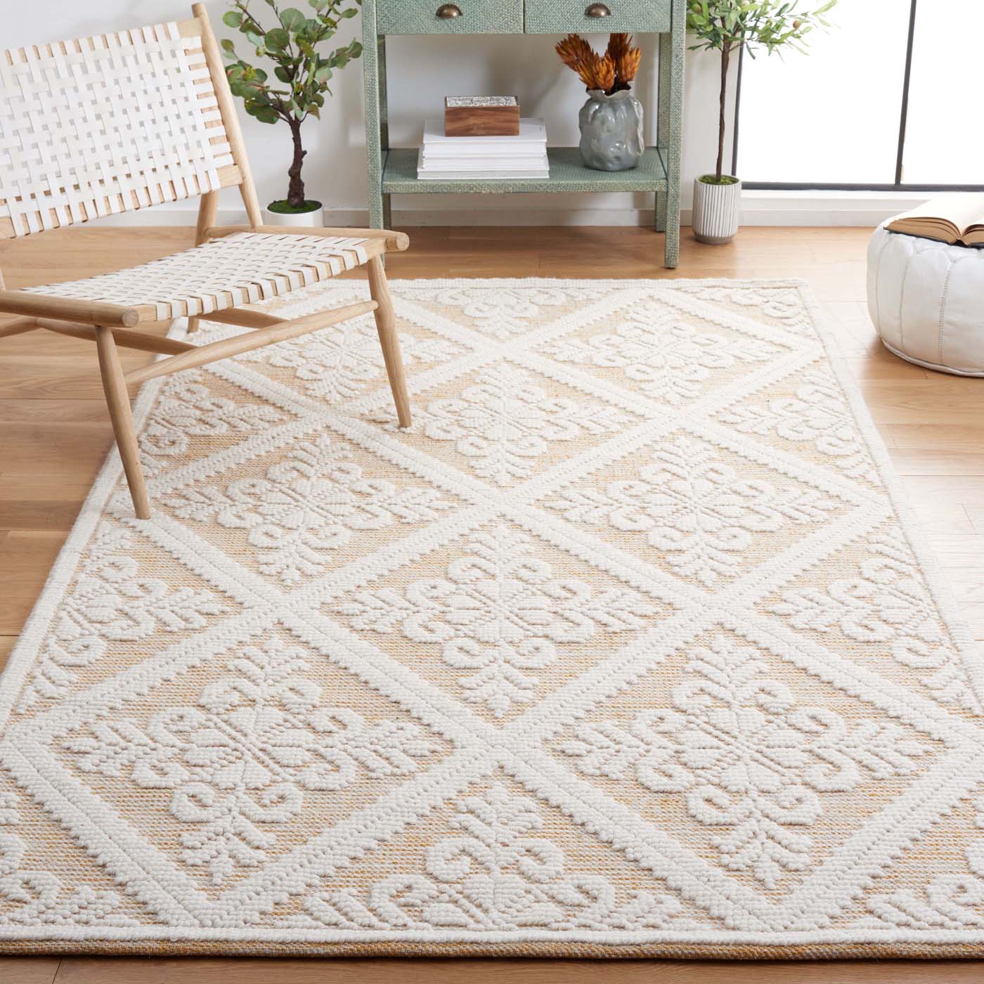 Safavieh Vermont 306 Rug, VRM306 - Ivory / Gold