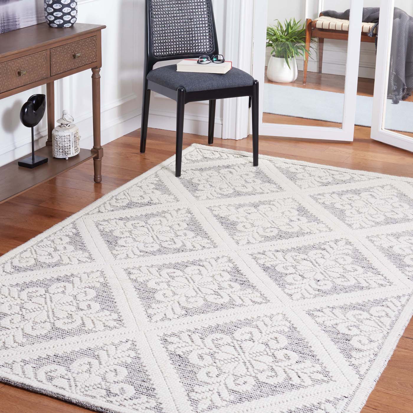 Safavieh Vermont 306 Rug, VRM306 - Ivory / Grey