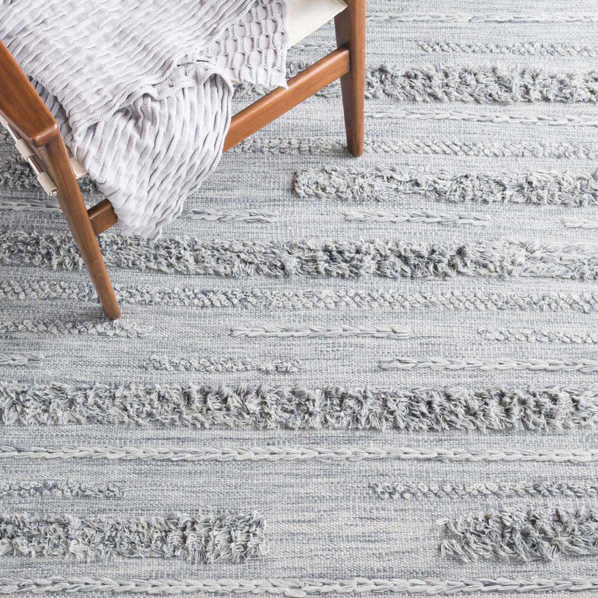 Safavieh Vermont 901 Rug, VRM901 - Grey / Ivory