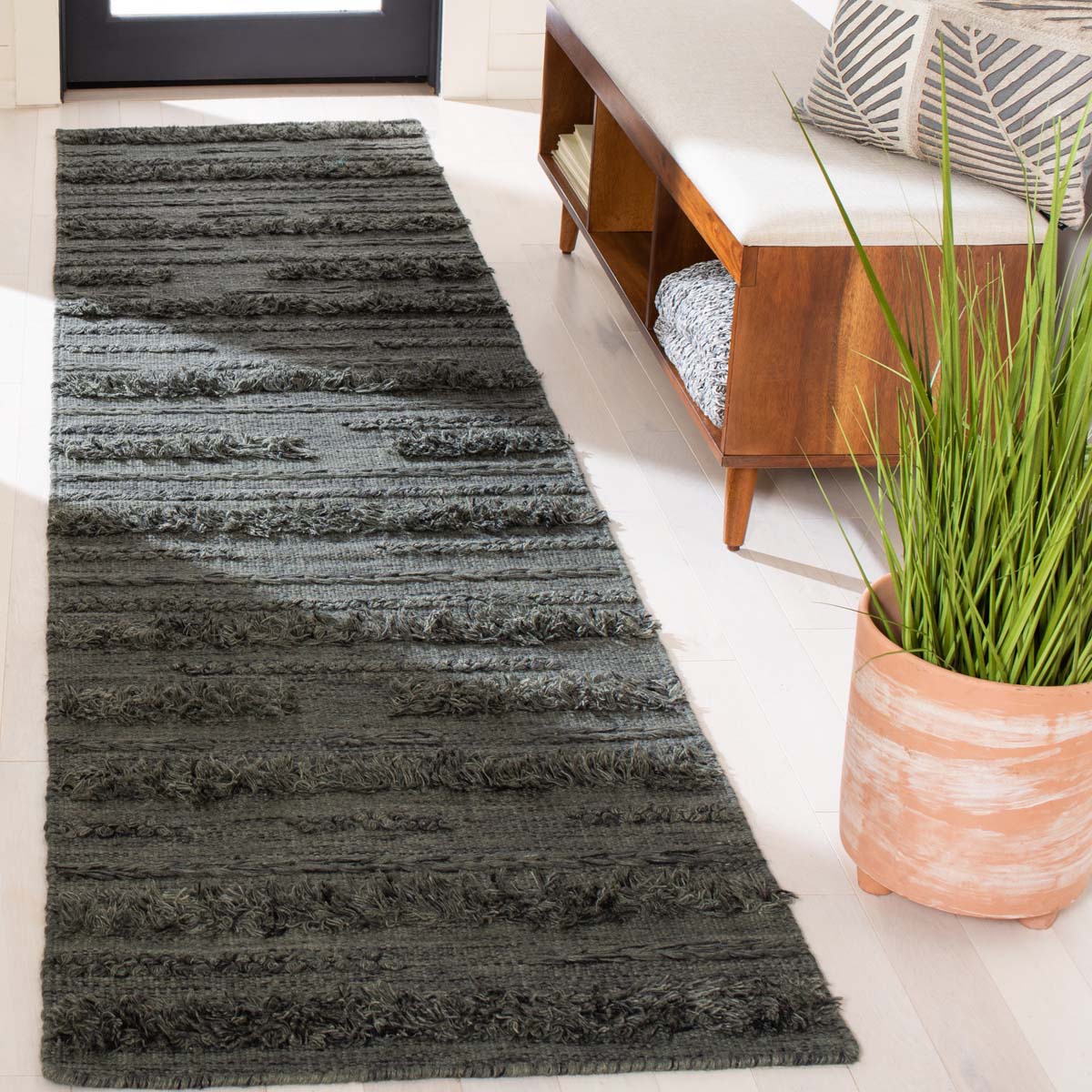 Safavieh Vermont 901 Rug, VRM901 - Charcoal / Ivory