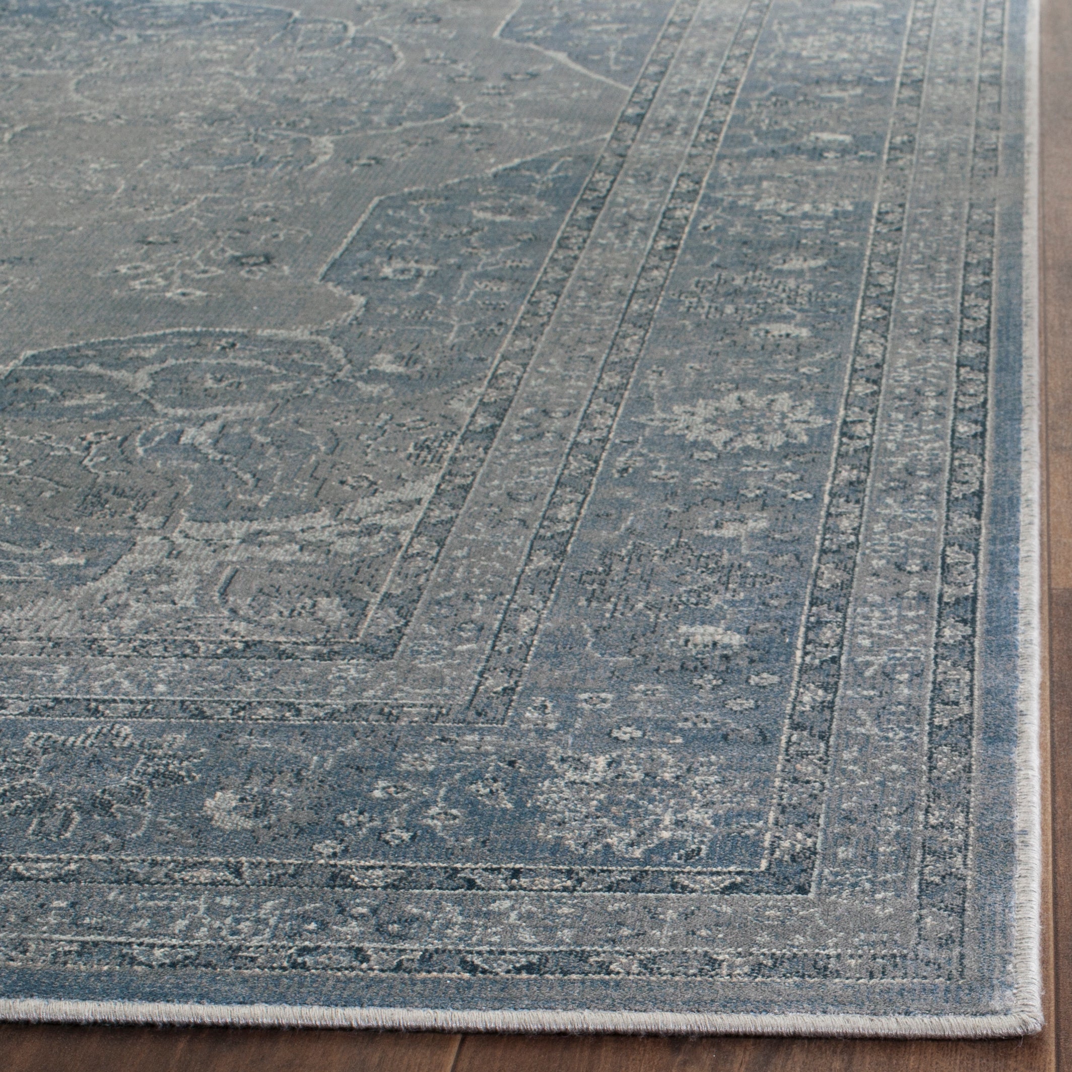 Safavieh Vintage 158 Rug, VTG158 - Light Blue / Light Grey