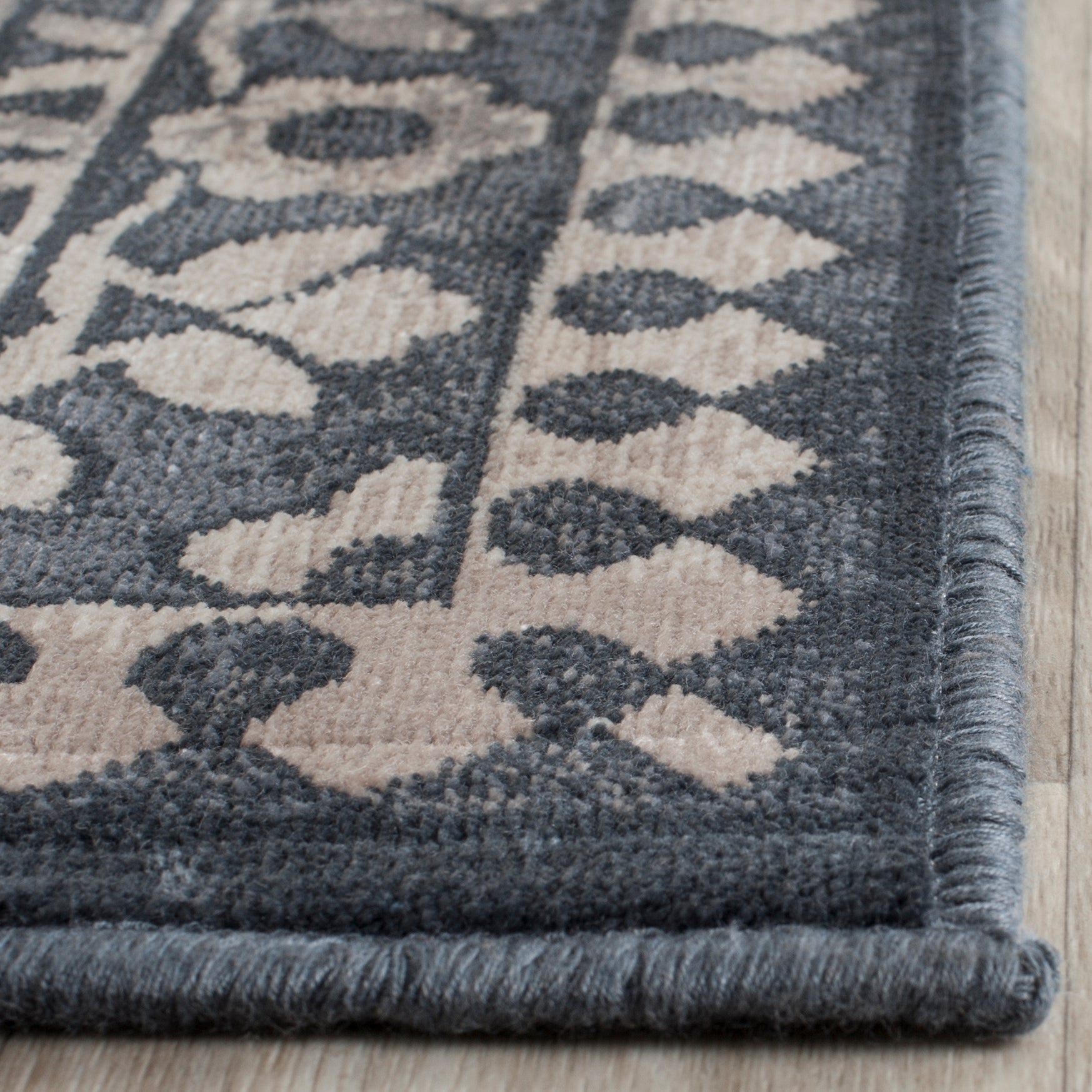 Safavieh Vintage 175 Rug, VTG175 - Blue / Light Grey