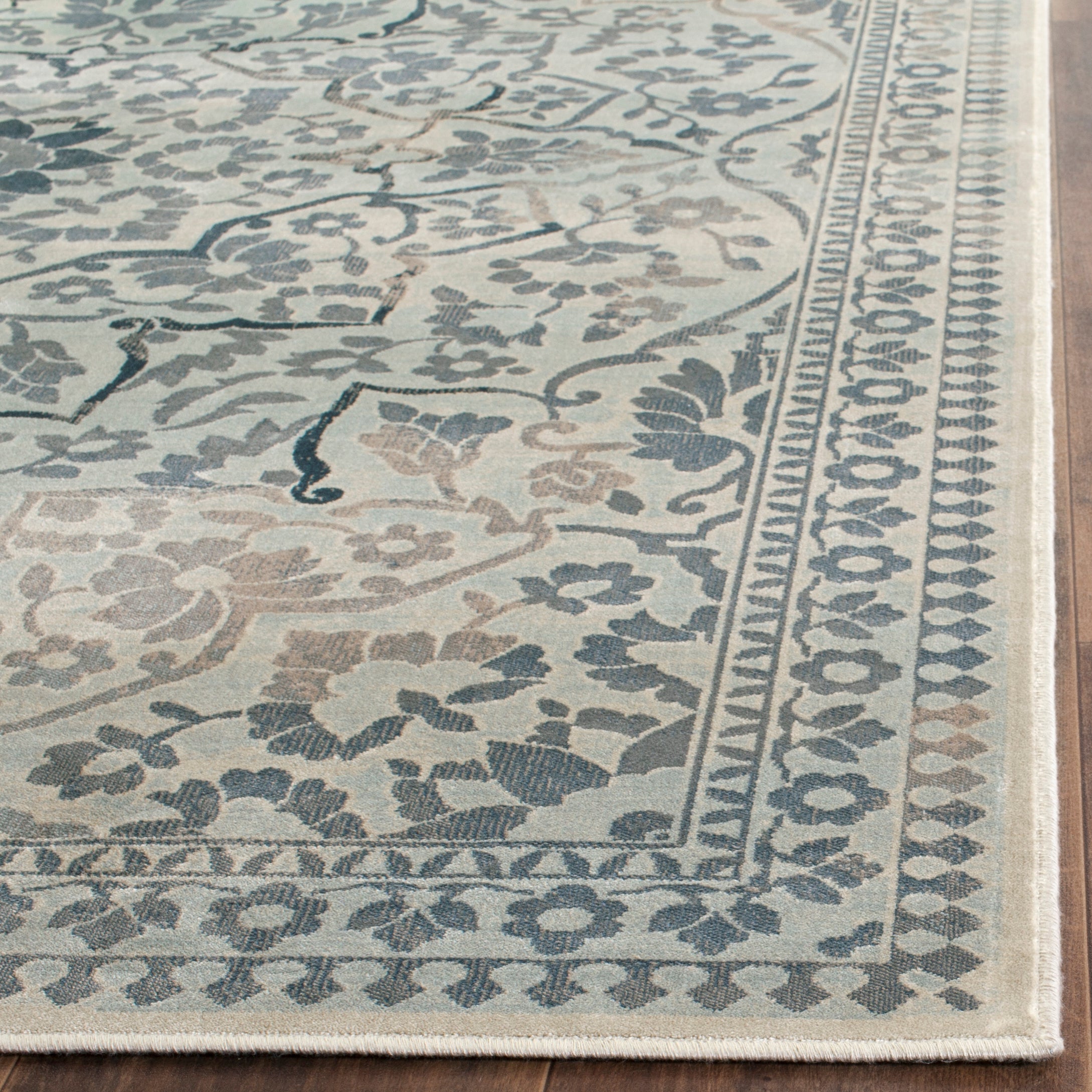 Safavieh Vintage 175 Rug, VTG175 - Cream / Light Blue