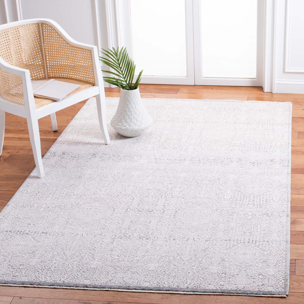 Safavieh Webster 316 Rug, WBS316 - Grey / Beige