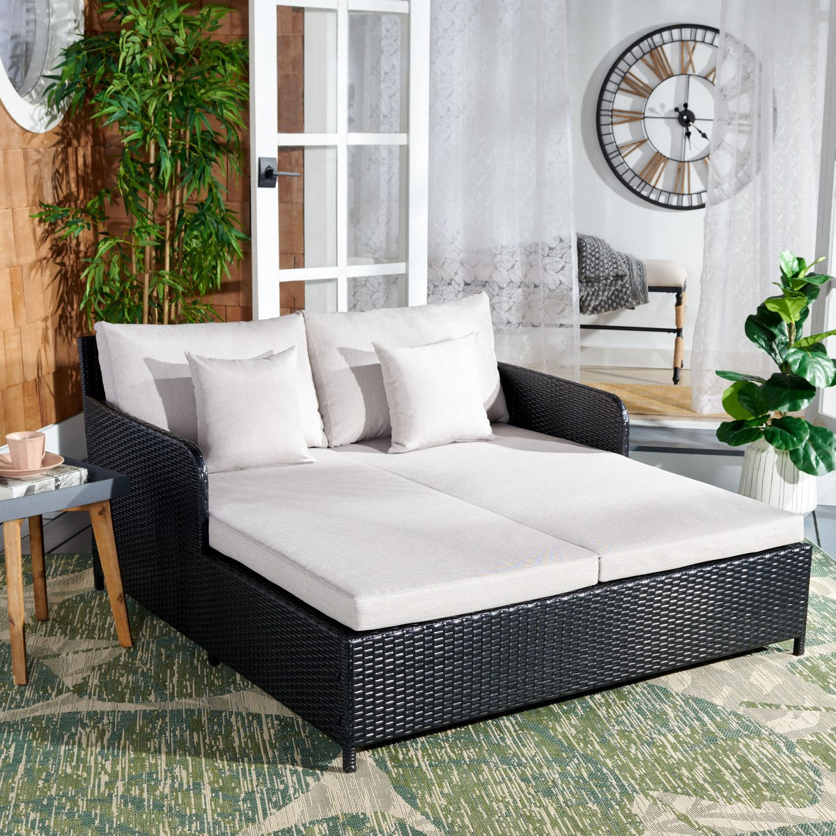 Safavieh Cadeo Daybed , PAT7500 - Black / Light Grey